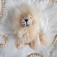 Load image into Gallery viewer, Blond Lion