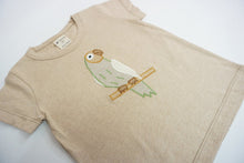 Load image into Gallery viewer, Organic Peruvian Native Cotton Tee with Parrot Embroidery Stitch Applique for Kids Hypoallergenic Brown Gender Neutral handmade for Pan American Apparel eco-friendly slow fashion Pakucho cotton short sleeves