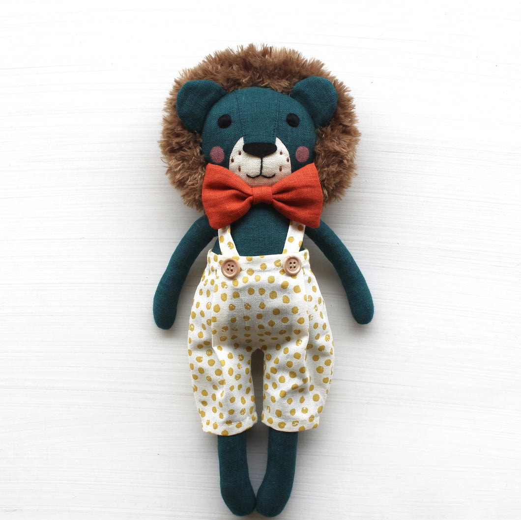 Heirloom Handmade Linen Lion - Teal with Red Tie